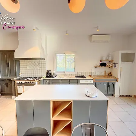 Tatil Evi Comes - Sur *